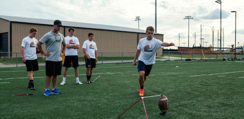 Tennessee Football Kicking Weekend Training Tennessee Football Kicking Weekend Training